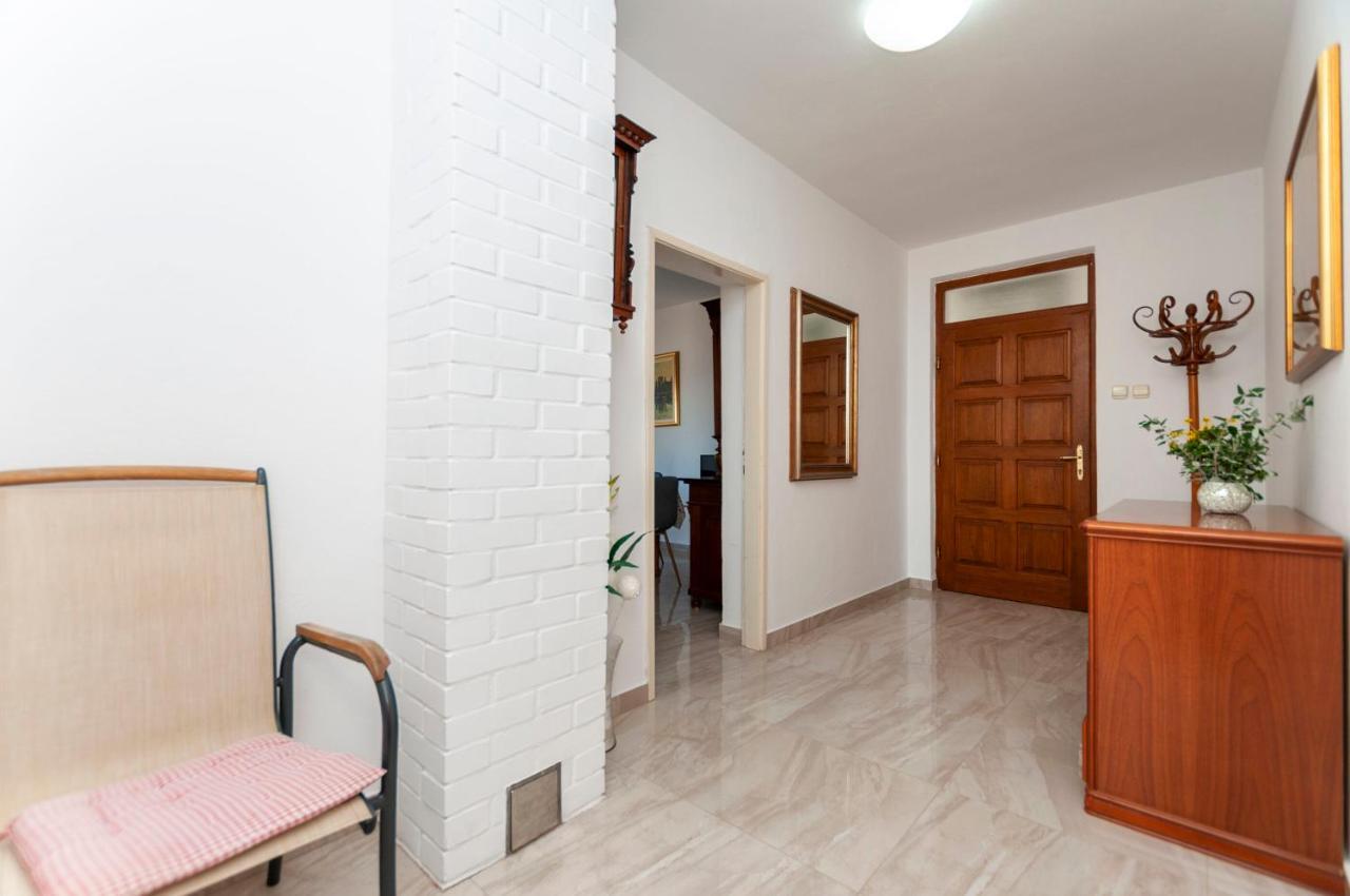 Apartments Jasna Omiš Esterno foto