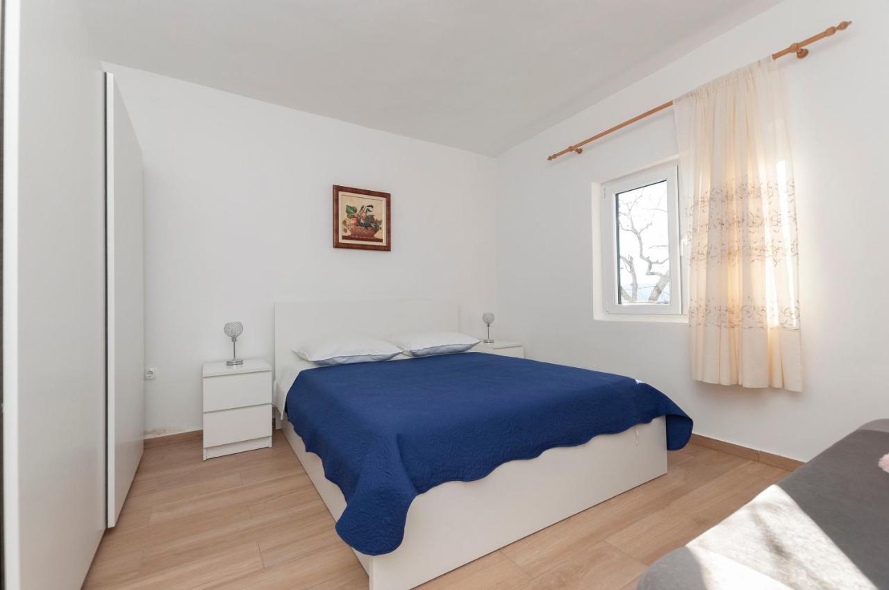 Apartments Jasna Omiš Esterno foto