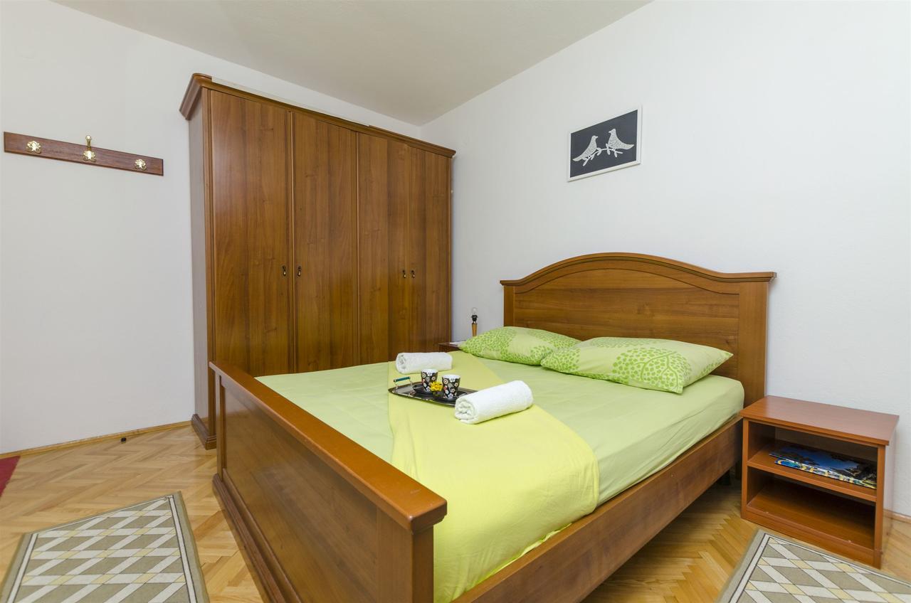 Apartments Jasna Omiš Esterno foto